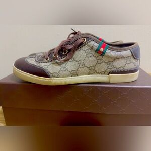 GUCCI monogram leather sneakers, with box.